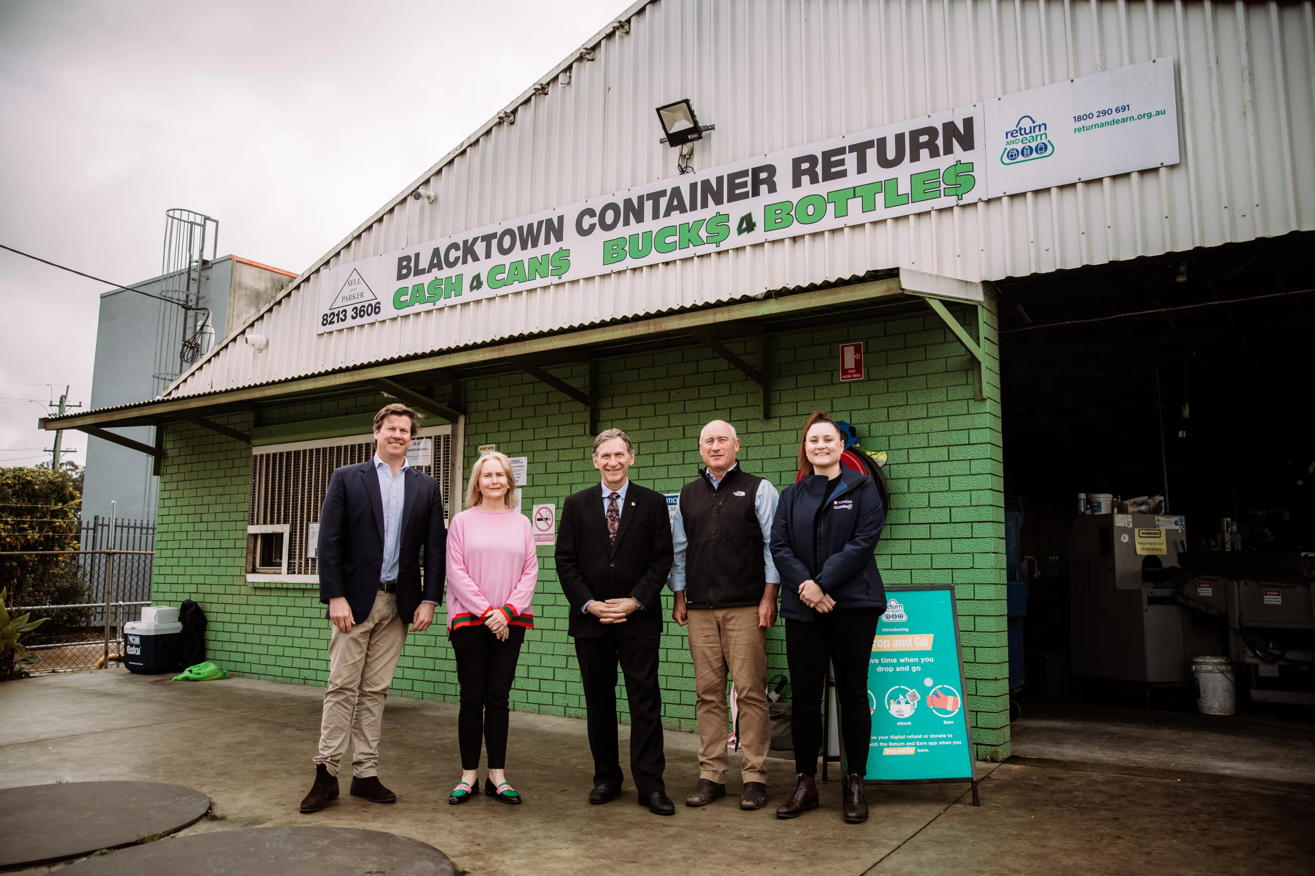 Blacktown Container Return front James Danielle Stephen Bali Luke Parker Vesna - TOMRA Cleanaway Blacktown Container Return front James Danielle Stephen Bali Luke Parker Vesna