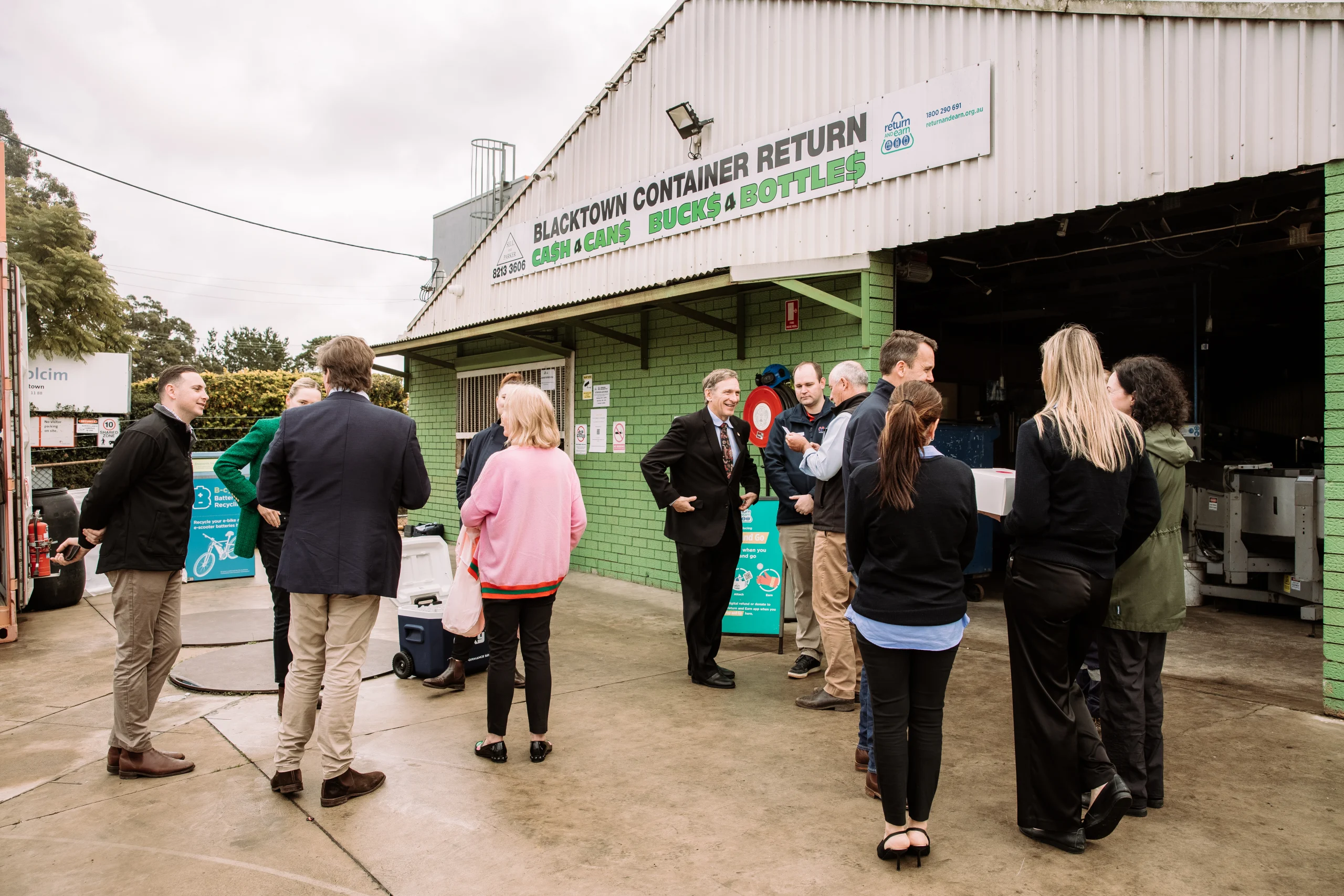 Blacktown Return and Earn Depot group - TOMRA Cleanaway Blacktown Return and Earn Depot group